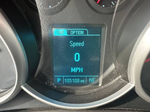 Used 2013 Chevrolet Cruze LT FWD image 14