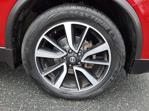 Used 2017 Nissan Rogue SL w/ SL Premium Package image 8