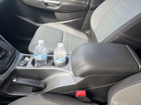 Used 2016 Ford Escape SE AWD/4WD image 24