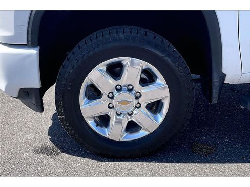Used 2021 Chevrolet Silverado 3500 LTZ w/ Z71 Chrome Sport Edition AWD/4WD image 10