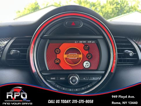Used 2019 MINI Cooper S w/ Signature Upholstery Package FWD image 17