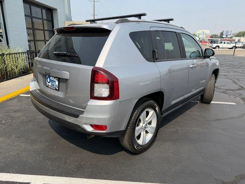 Used 2017 Jeep Compass Sport w/ Power Value Group AWD/4WD image 7
