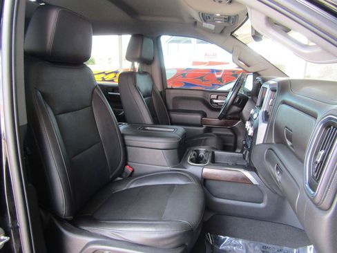 Used 2019 GMC Sierra 1500 SLT AWD/4WD image 11
