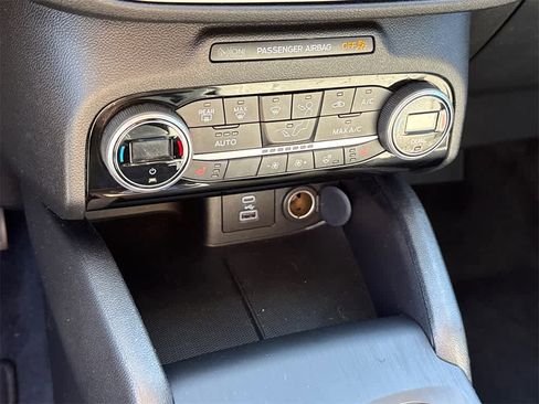 Certified 2021 Ford Escape SE w/ SE Sport Appearance Package image 29