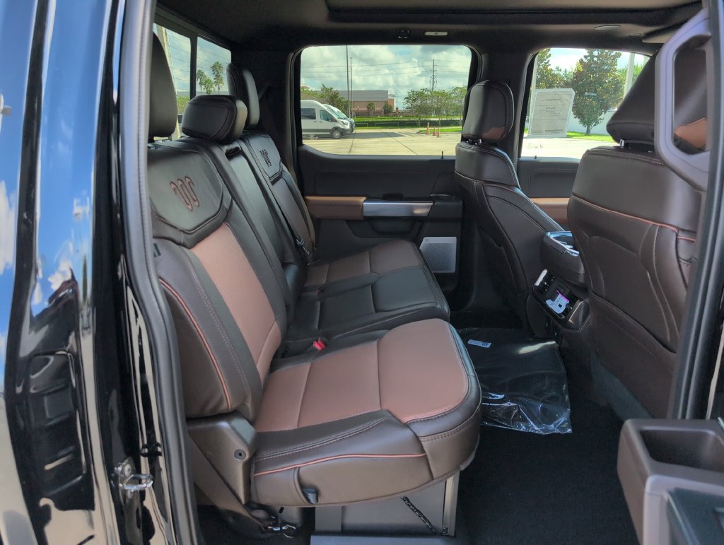New 2026 Ford F150 King Ranch w/ Equipment Group 601A High AWD/4WD image 15