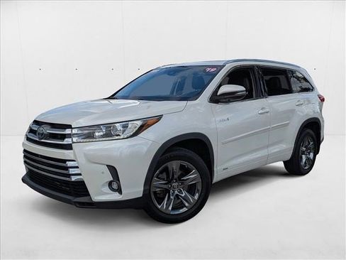Used 2019 Toyota Highlander Limited Platinum image 1