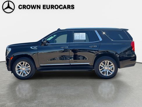 Used 2022 GMC Yukon SLT w/ SLT Luxury Package image 4