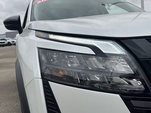 New 2026 Nissan Pathfinder Platinum w/ Cargo Package image 12