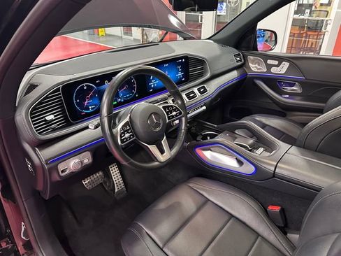 Used 2022 Mercedes-Benz GLS 450 4MATIC image 11