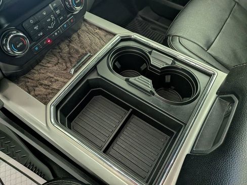 Used 2019 Ford F250 Lariat w/ Lariat Value Package image 28