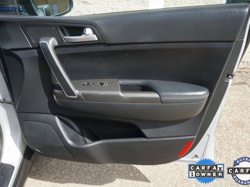 Used 2021 Kia Sportage LX image 24