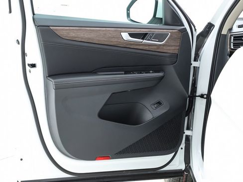 New 2026 Volkswagen Atlas SEL Premium R-Line image 18