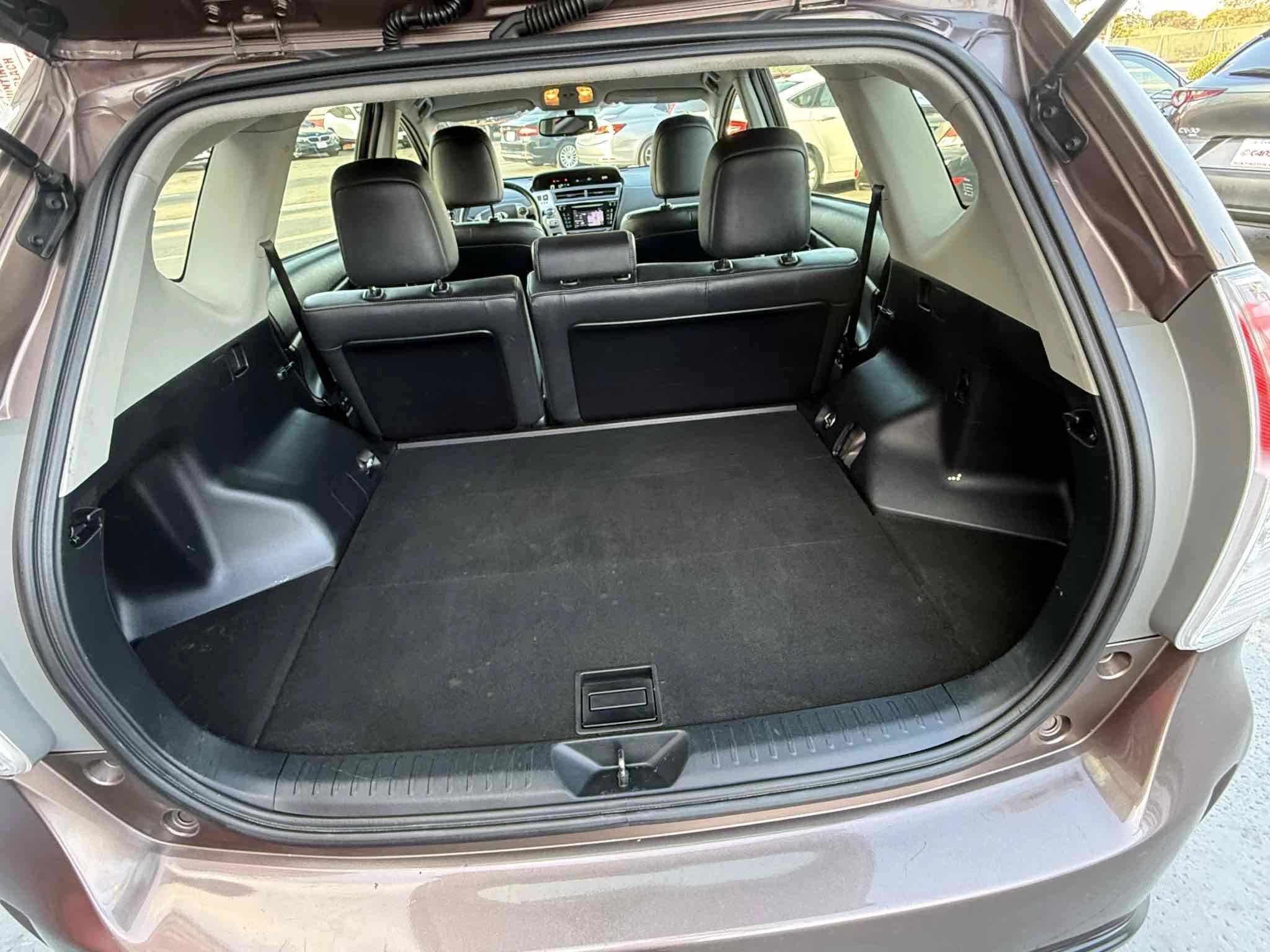 Used 2017 Toyota Prius V Four FWD image 73