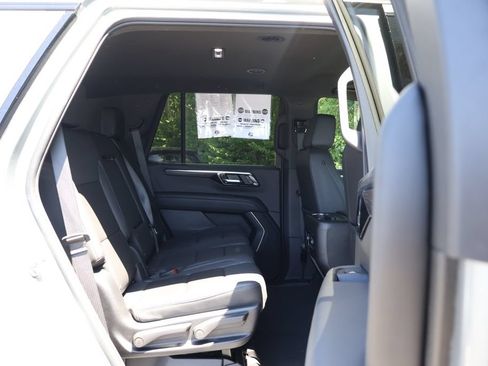 Used 2025 Chevrolet Tahoe LT AWD/4WD image 47