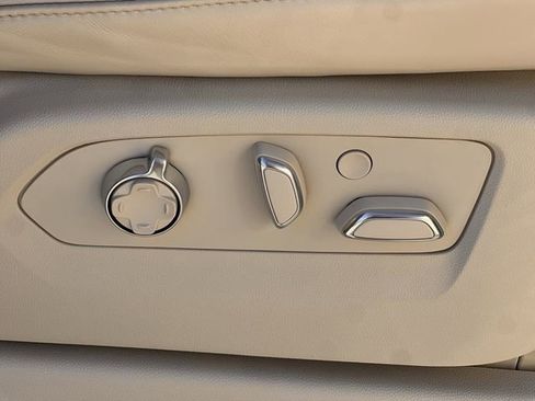 Certified 2025 Cadillac Escalade ESV Sport Platinum w/ LPO, ONYX Package image 28