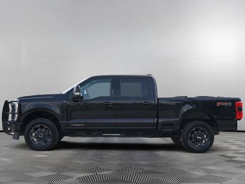 Used 2023 Ford F250 Lariat w/ Sport Appearance Package AWD/4WD image 7