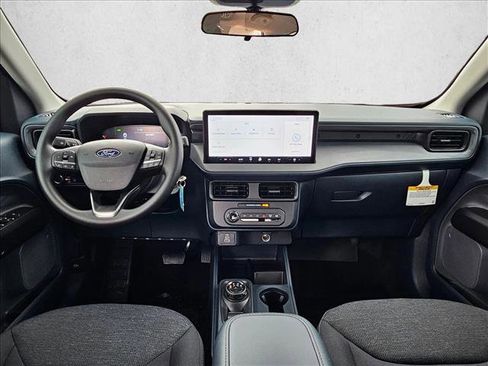 New 2025 Ford Maverick XL image 15