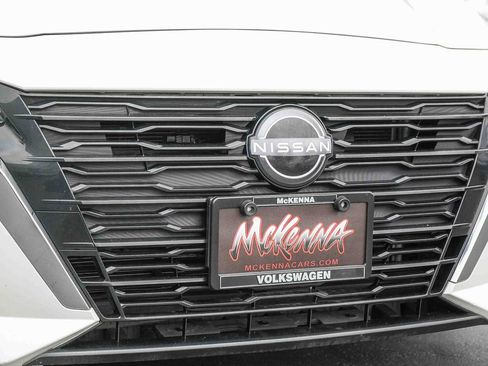 Used 2023 Nissan Altima 2.5 SV FWD image 5