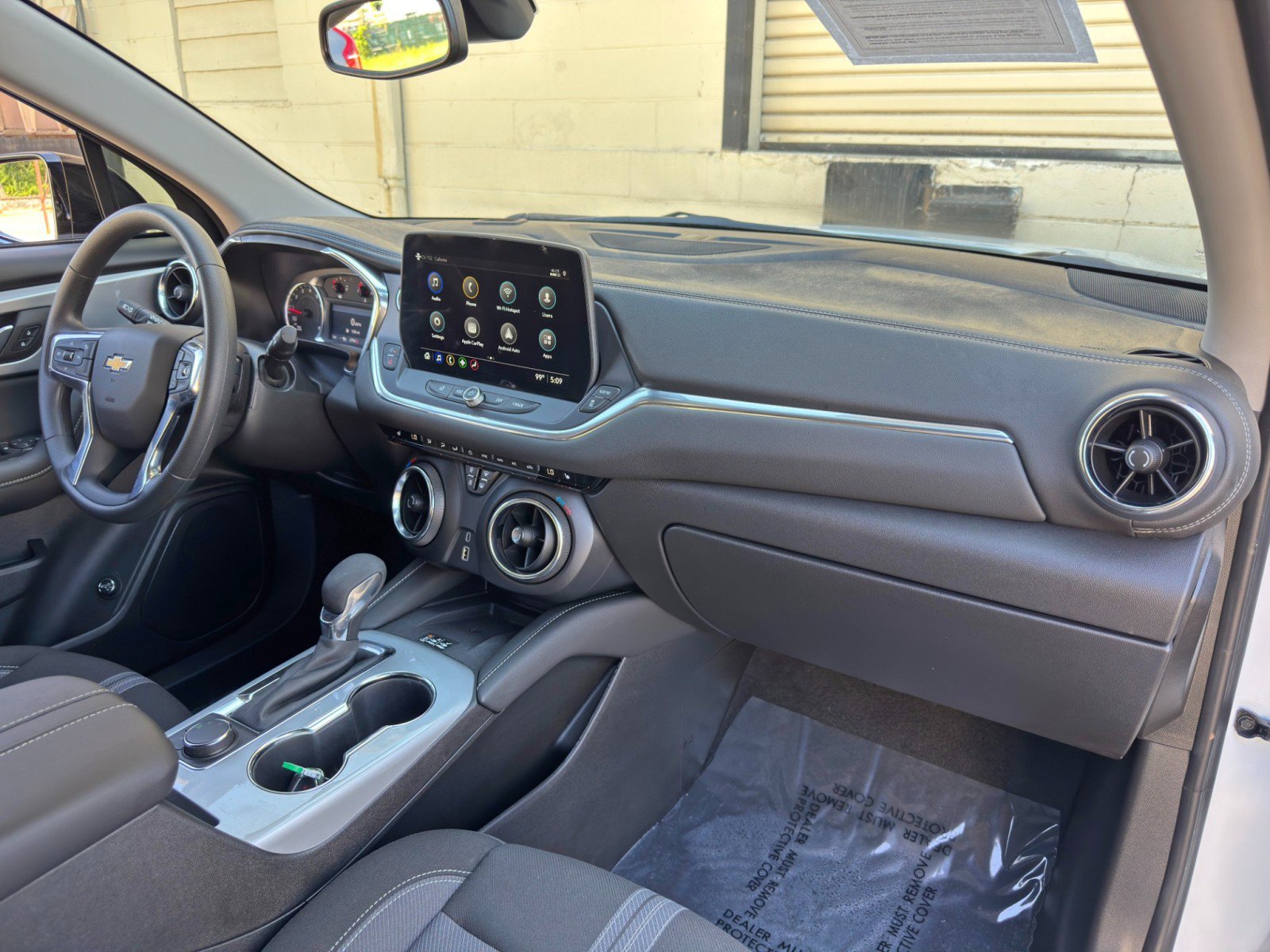 Used 2026 Chevrolet Blazer LT w/ Convenience Package FWD image 13