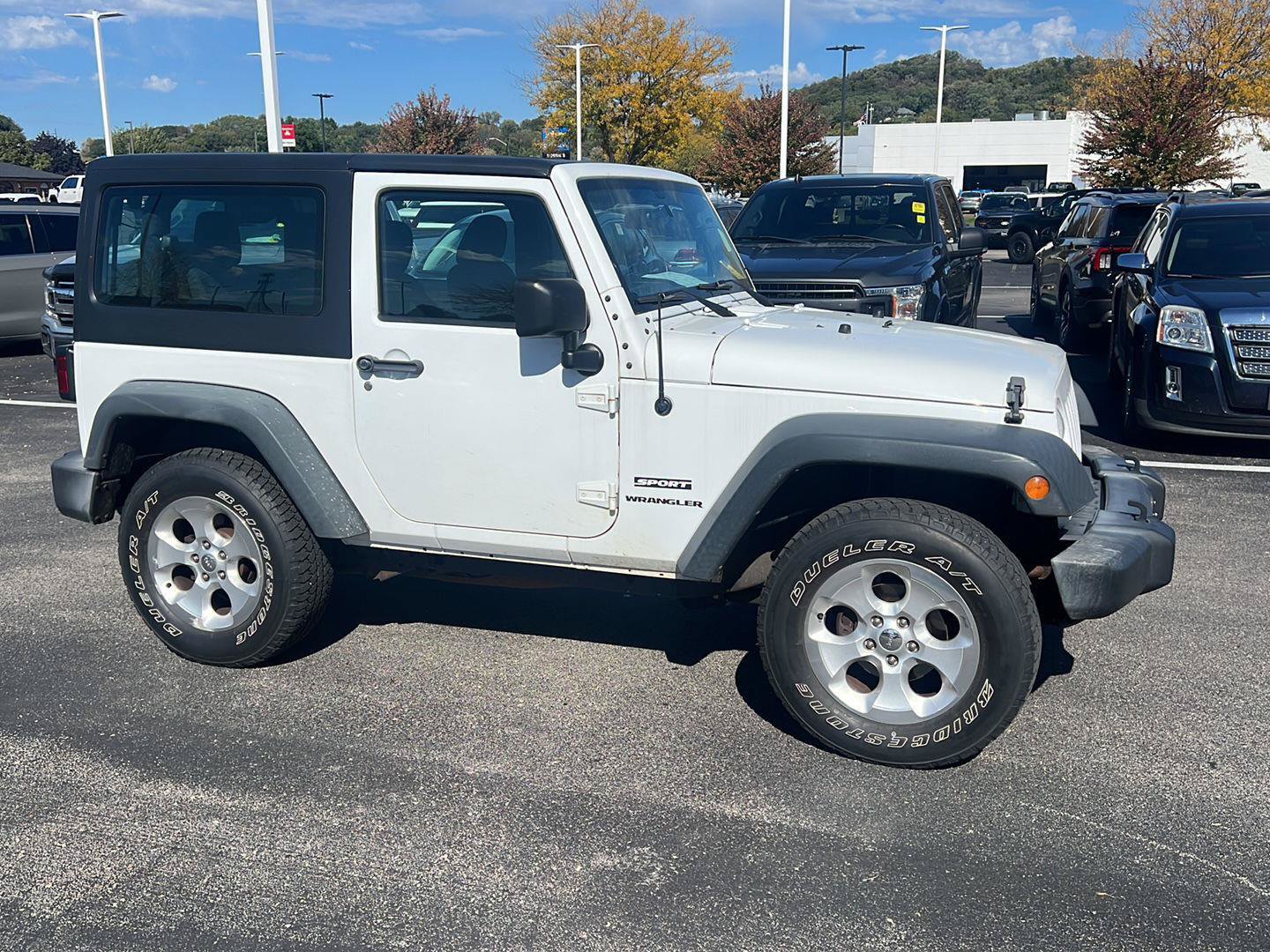 Used 2016 Jeep Wrangler Sport AWD/4WD image 2