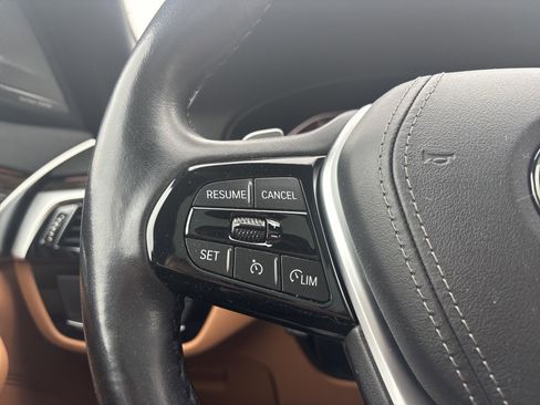 Used 2021 BMW 540i xDrive w/ Premium Package image 27