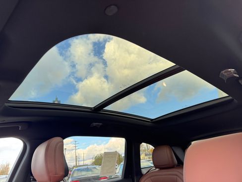 New 2026 Lincoln Nautilus Reserve w/ Jet Appearance Package image 31