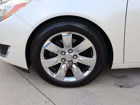 Used 2015 Buick Regal Premium w/ Experience Buick Package image 8