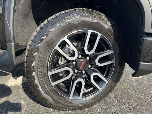 New 2026 GMC Sierra 1500 AT4 image 2