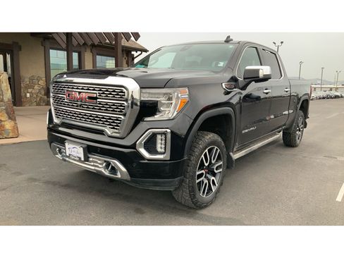 Used 2022 GMC Sierra 1500 Denali w/ Denali Reserve Package AWD/4WD image 2