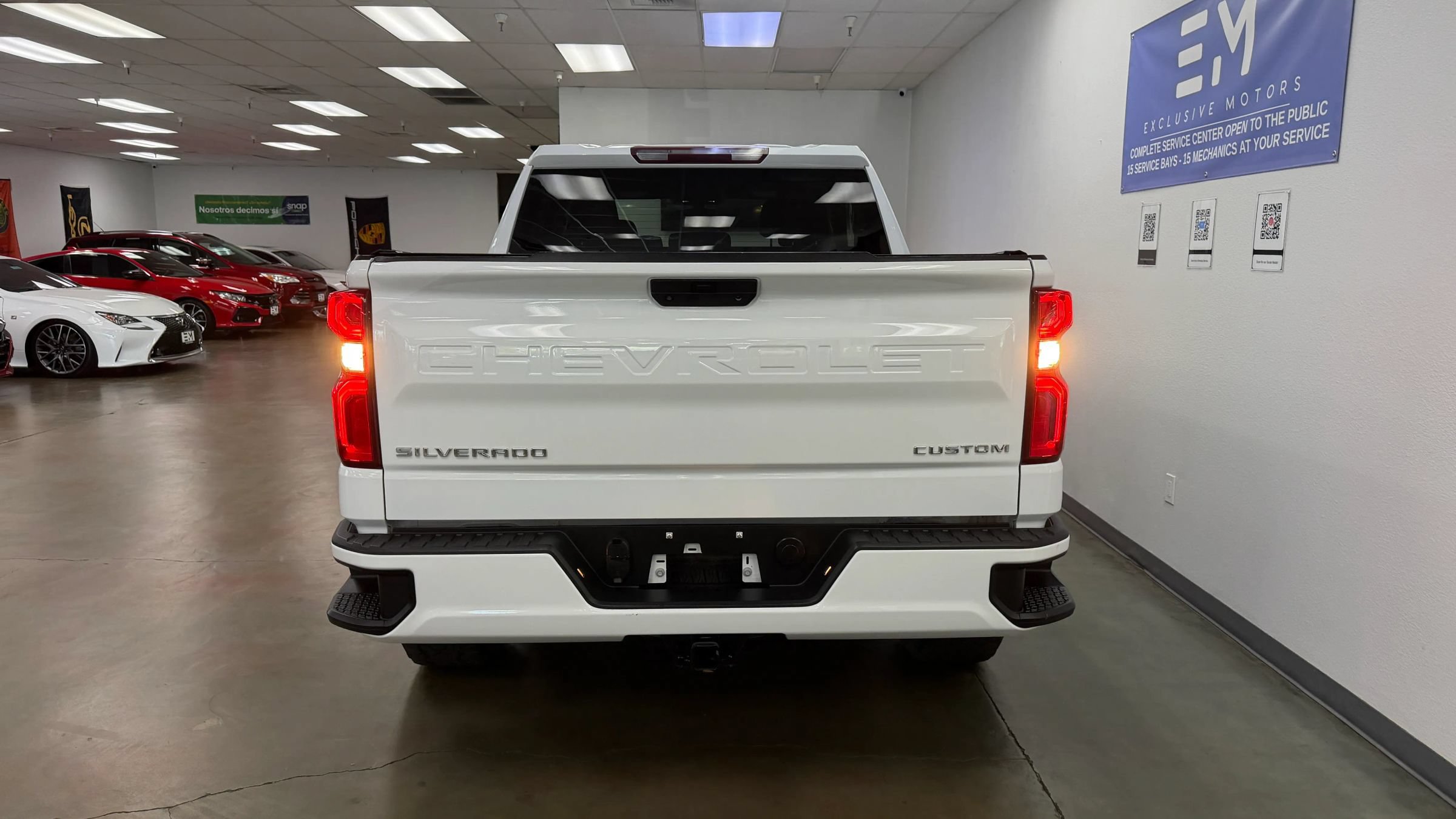 Used 2022 Chevrolet Silverado 1500 Custom AWD/4WD image 11