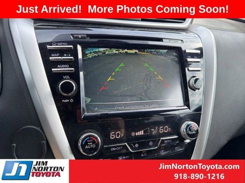 Used 2018 Nissan Murano SV FWD image 14