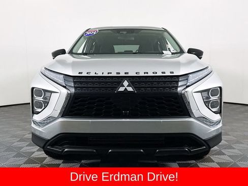 Used 2024 Mitsubishi Eclipse Cross LE AWD/4WD image 2