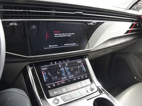 Used 2023 Audi Q7 3.0T Premium Plus image 32