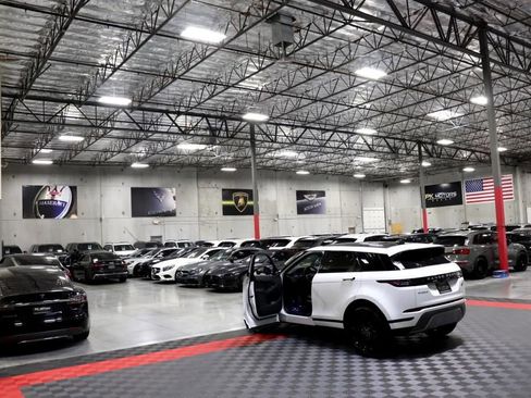 Used 2023 Land Rover Range Rover Evoque SE image 14