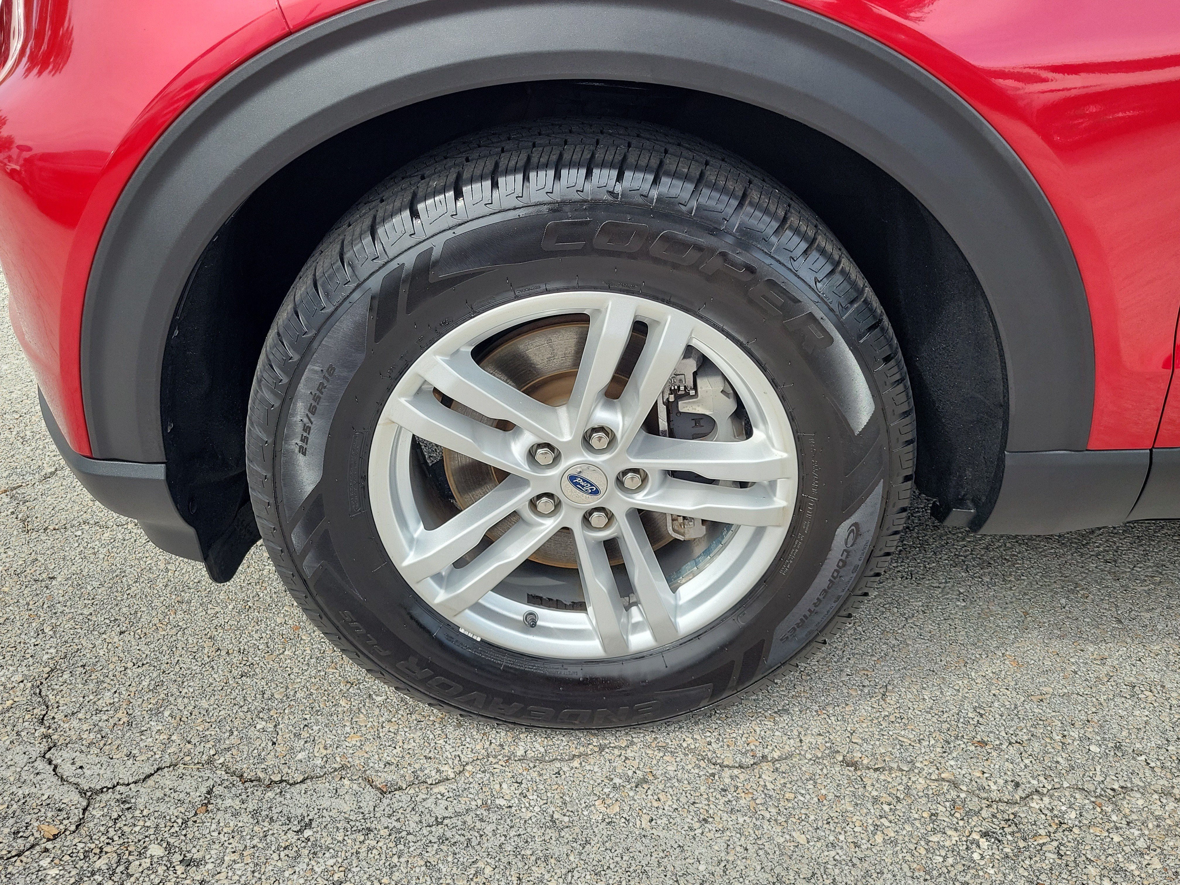 Used 2020 Ford Explorer XLT RWD image 5