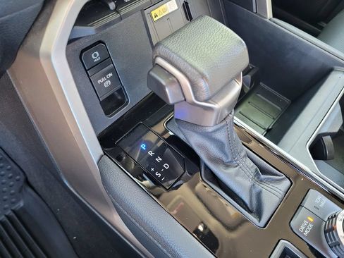 Used 2023 Toyota Tundra Limited AWD/4WD image 16