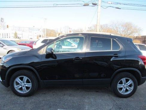 Used 2017 Chevrolet Trax LT AWD/4WD image 4