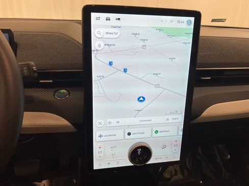 Used 2023 Ford Mustang Mach-E Premium image 18