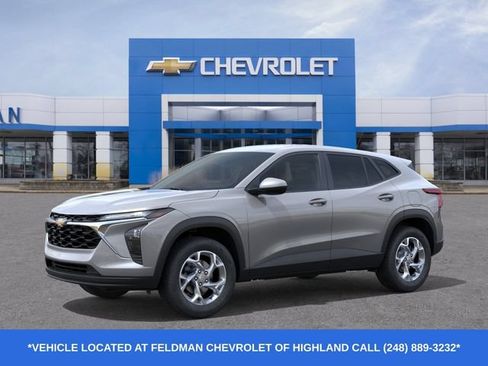 New 2026 Chevrolet Trax LS w/ LS Convenience Package FWD image 2