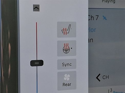 New 2026 Chrysler Voyager LX image 17