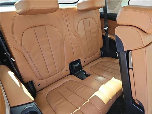 Used 2019 BMW X7 xDrive40i w/ Premium Package image 21