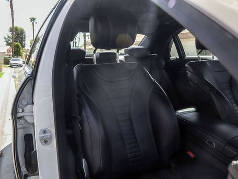 Used 2015 Mercedes-Benz S 550 Sedan image 36