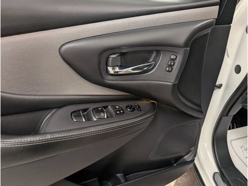 Used 2019 Nissan Murano SL w/ SL Technology Package AWD/4WD image 8