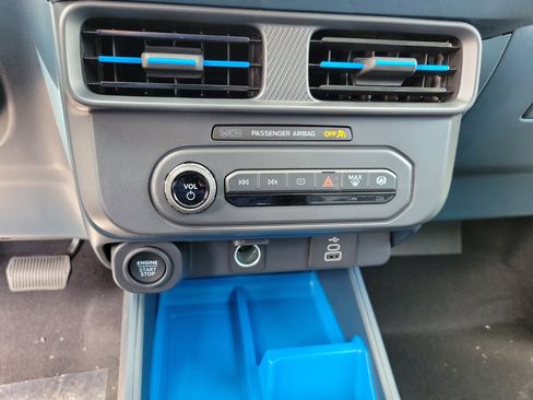 New 2026 Ford Maverick XLT FWD image 18