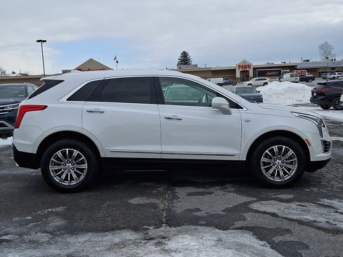 Used 2017 Cadillac XT5 Luxury w/ Driver Awareness Package image 7