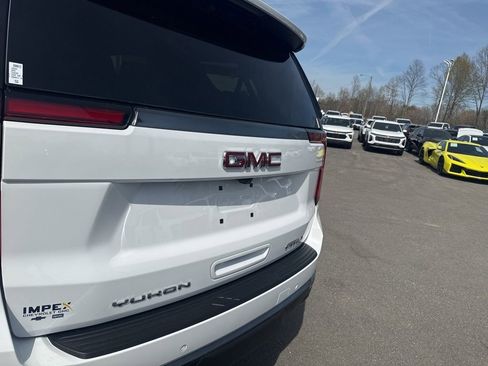 New 2026 GMC Yukon AT4 image 34