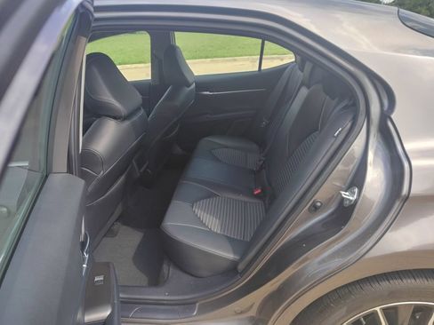 Used 2024 Toyota Camry SE FWD image 6