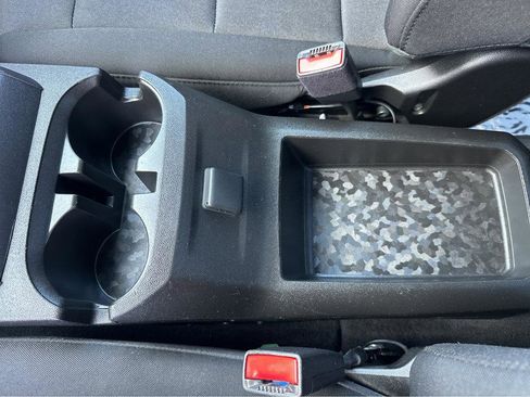 Used 2023 Chevrolet Colorado W/T image 27