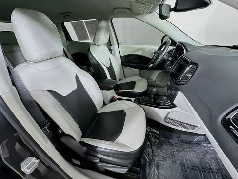 Certified 2021 Jeep Compass Limited AWD/4WD image 37