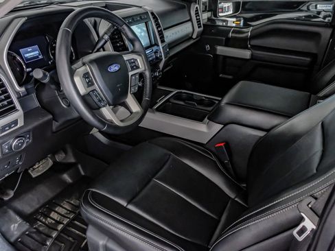Used 2021 Ford F250 Lariat image 14